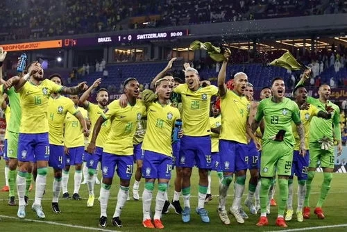 吉祥坊足球直播精彩比赛画面